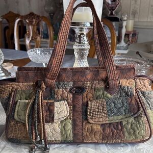Donna Sharp Patchwork Quilted Shoulder Bag in Brown & Green - like New!